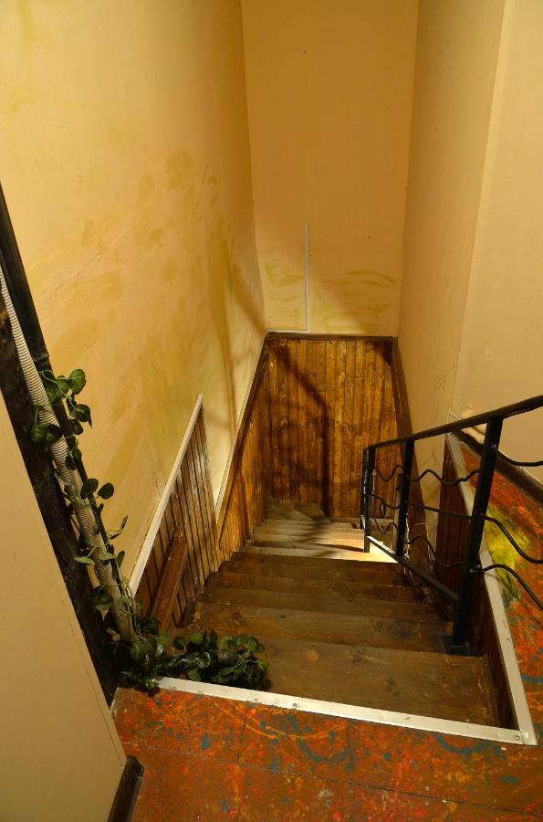 Natia'S Apartment On Dadiani St. Tbilisi Esterno foto